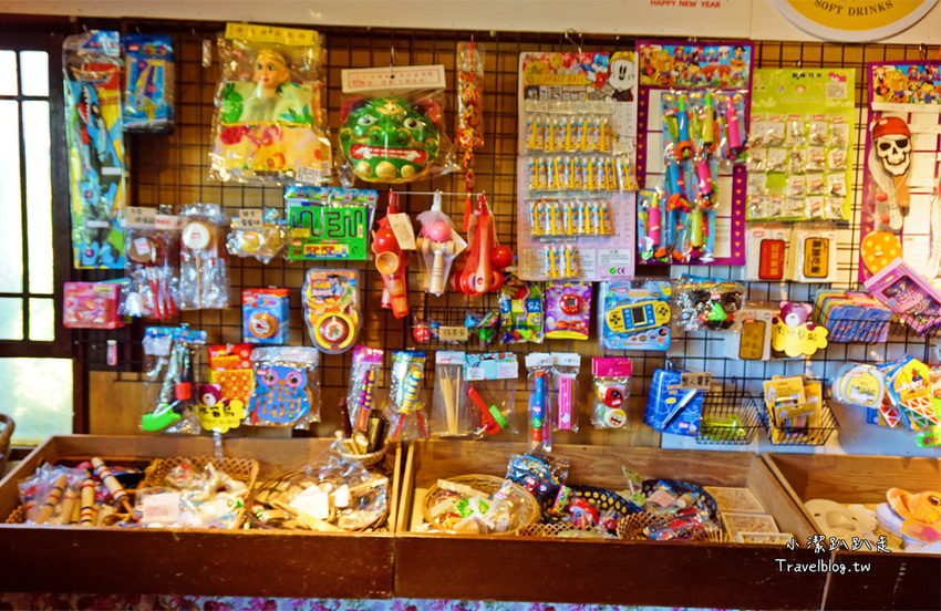 台中沙鹿景點》人間食解景觀餐廳 古色古香渡假小村落！落雨松秘境.下午茶.情侶約會.家庭聚餐好去處~ - 小潔趴趴走旅遊札記