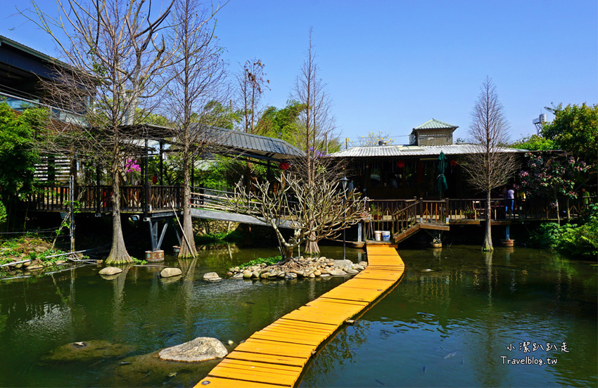 台中沙鹿景點》人間食解景觀餐廳 古色古香渡假小村落！落雨松秘境.下午茶.情侶約會.家庭聚餐好去處~ - 小潔趴趴走旅遊札記