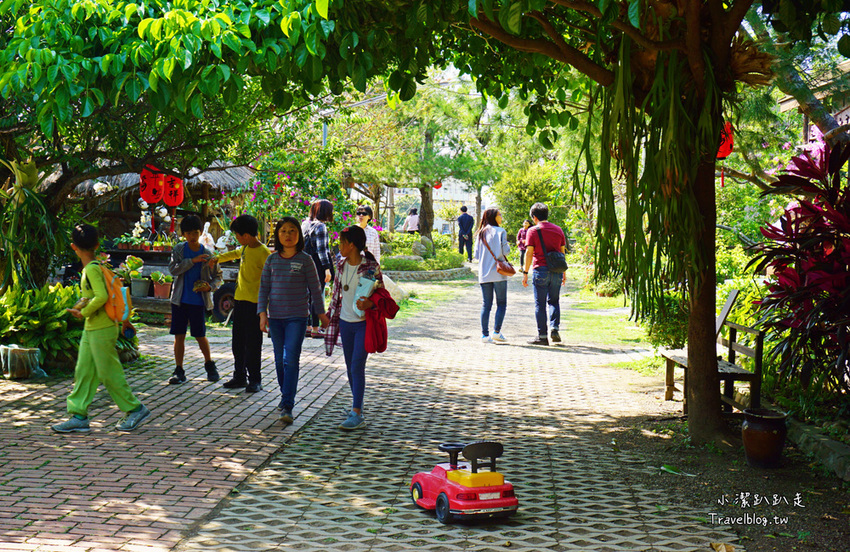 台中沙鹿景點》人間食解景觀餐廳 古色古香渡假小村落！落雨松秘境.下午茶.情侶約會.家庭聚餐好去處~ - 小潔趴趴走旅遊札記