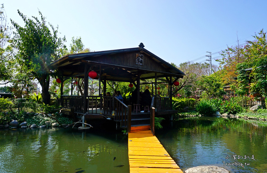 台中沙鹿景點》人間食解景觀餐廳 古色古香渡假小村落！落雨松秘境.下午茶.情侶約會.家庭聚餐好去處~ - 小潔趴趴走旅遊札記