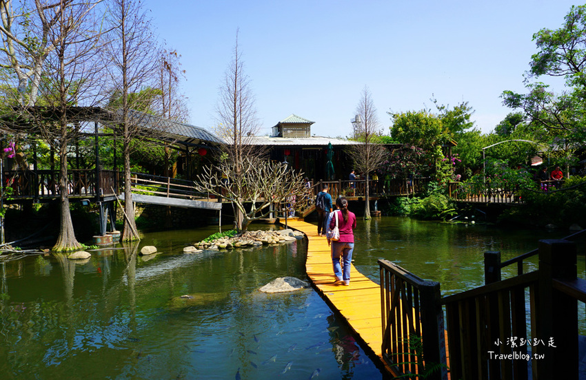 台中沙鹿景點》人間食解景觀餐廳 古色古香渡假小村落！落雨松秘境.下午茶.情侶約會.家庭聚餐好去處~ - 小潔趴趴走旅遊札記