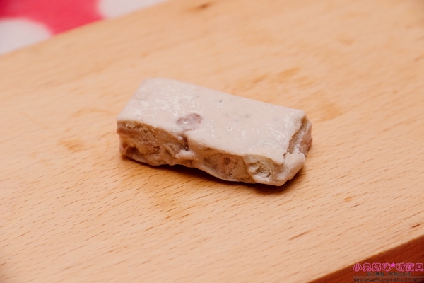 阿聰師芋頭酥的糕餅主意(大甲隨意館):【年節禮盒推薦】☼阿聰師芋頭酥的糕餅主意(大甲隨意館)☼小芋仔四層豐富內餡,口感極佳,香氣十足!送禮好看又大方~