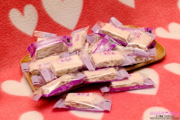 阿聰師芋頭酥的糕餅主意(大甲隨意館):【年節禮盒推薦】☼阿聰師芋頭酥的糕餅主意(大甲隨意館)☼小芋仔四層豐富內餡,口感極佳,香氣十足!送禮好看又大方~