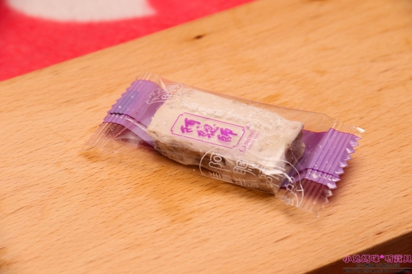 阿聰師芋頭酥的糕餅主意(大甲隨意館):【年節禮盒推薦】☼阿聰師芋頭酥的糕餅主意(大甲隨意館)☼小芋仔四層豐富內餡,口感極佳,香氣十足!送禮好看又大方~