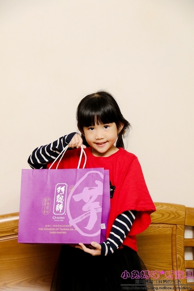 阿聰師芋頭酥的糕餅主意(大甲隨意館):【年節禮盒推薦】☼阿聰師芋頭酥的糕餅主意(大甲隨意館)☼小芋仔四層豐富內餡,口感極佳,香氣十足!送禮好看又大方~