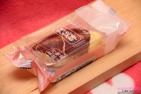 阿聰師芋頭酥的糕餅主意(大甲隨意館):【年節禮盒推薦】☼阿聰師芋頭酥的糕餅主意(大甲隨意館)☼小芋仔四層豐富內餡,口感極佳,香氣十足!送禮好看又大方~