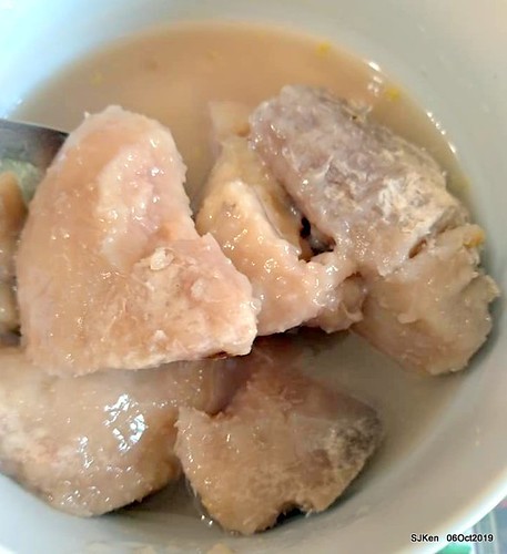Tradtional seafood of Chinese dishses booth, Nangmeng market, Taipei, Taiwan, SKen, Oct 6, 2019