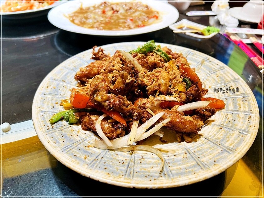 桃園市平鎮區桃園平鎮美食推薦：牛車水風味餐廳，家庭聚餐首選！享受包廂私密空間