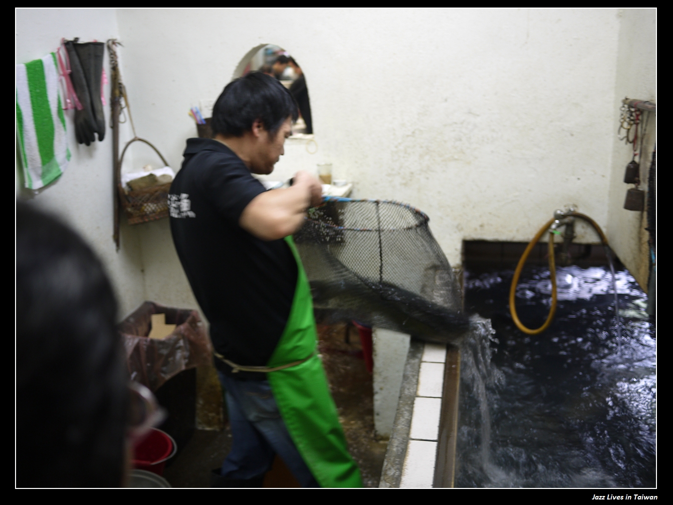 [金蘭活魚餐廳] 草魚, 烏鰡新鮮就是好美味, 活魚33吃~