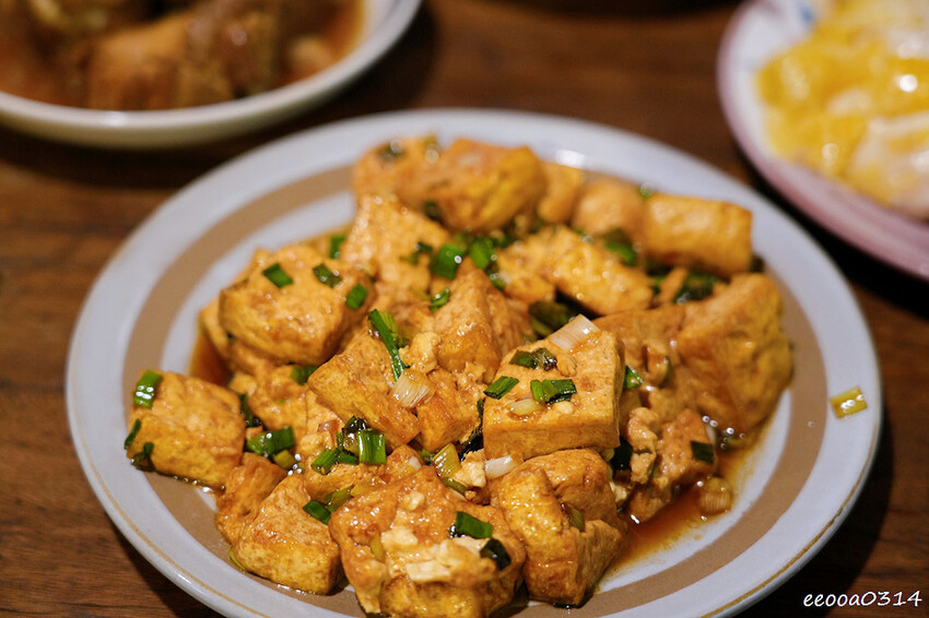 隱身百年三合院裡的「老頭擺客家菜」，桃園龍潭道地客家料理!