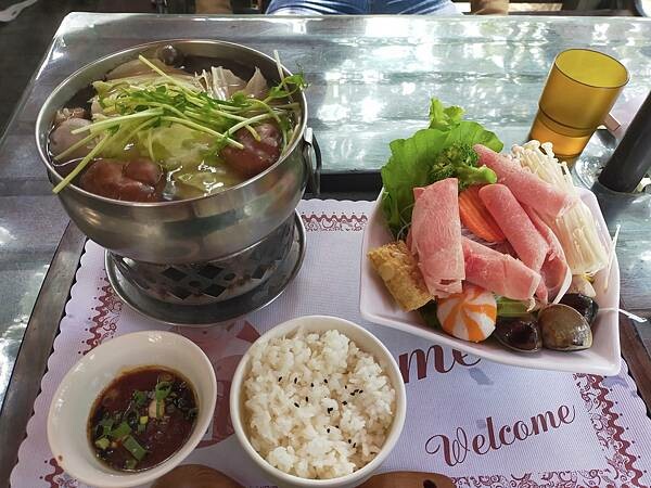 苗栗通霄上田咖啡休閒莊園~滿園莊園樟樹~白沙屯拱天宮~