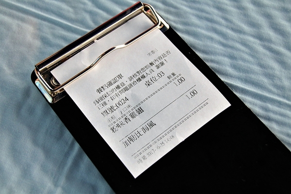 白圍牆地中海景觀咖啡:【桃園龍潭景點】白圍牆地中海景觀餐廳~唯美浪漫的地中海希臘風格,魔術表演,氣氛沸騰,同學會或家庭團聚最佳選擇