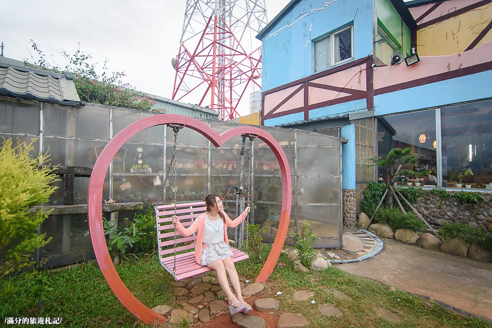 桃園龍潭景點》享夜景觀餐廳 龍潭夜景 站桃園看台北101 座擁180度的絢爛美景 - 滿分的旅遊札記