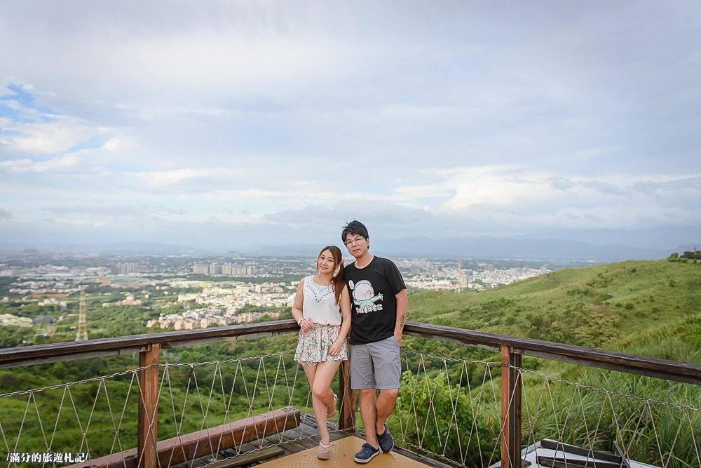 桃園龍潭景點》享夜景觀餐廳 龍潭夜景 站桃園看台北101 座擁180度的絢爛美景 - 滿分的旅遊札記