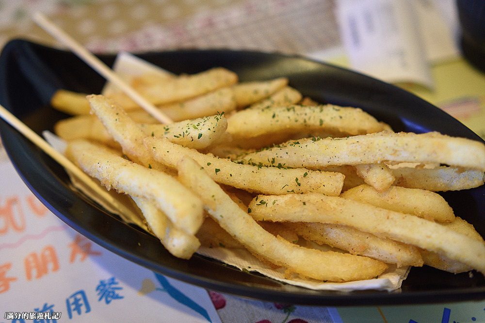 桃園龍潭景點》享夜景觀餐廳 龍潭夜景 站桃園看台北101 座擁180度的絢爛美景 - 滿分的旅遊札記