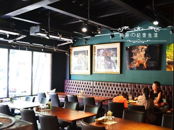 THE BBQ HOUSE-A01.jpg