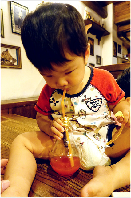 【新竹】Till Village 犁村,您不可不知的新竹巷弄中的歐式鄉村風老店,重返那些年少男時代最愛窩的茶坊