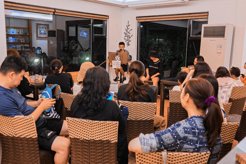 2020-08-12-00-08-57-296