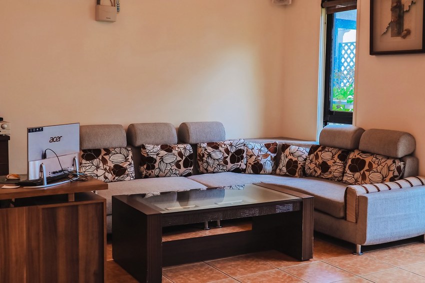 2020-08-12-00-19-44-053