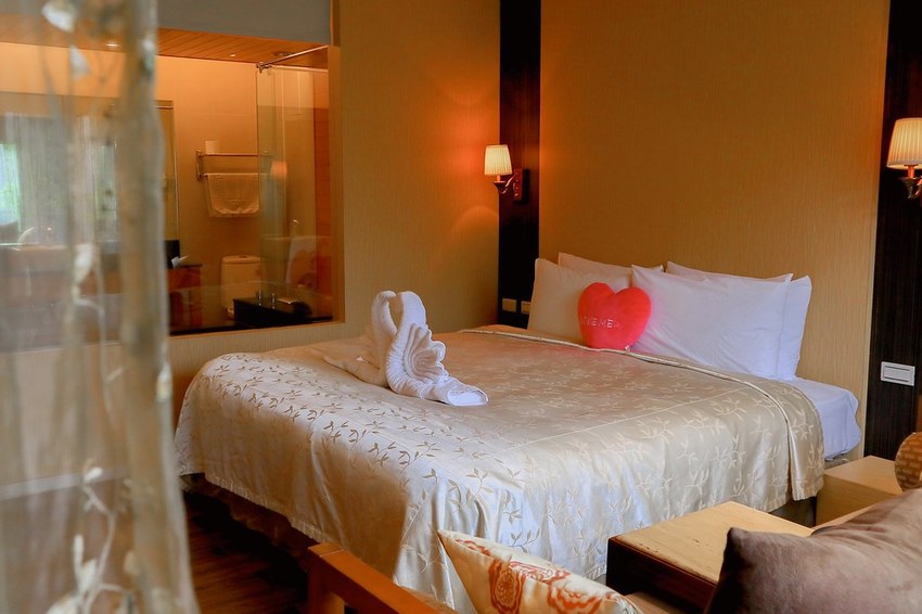 2020-08-12-00-21-41-308