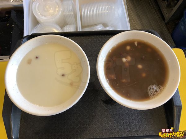 阿忠冰店菜單價位大公開！新鮮熬煮必點的古早味鳳梨冰~招牌綜合豆花、鳳梨冰。