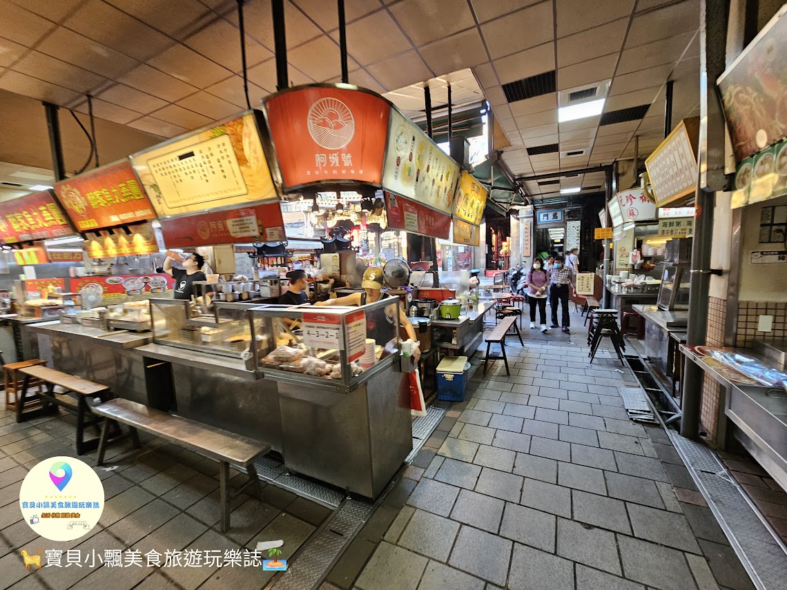 新竹城隍廟旁美食！在地人推薦王記蚵仔煎，香脆蚵仔煎與麵食Q彈。