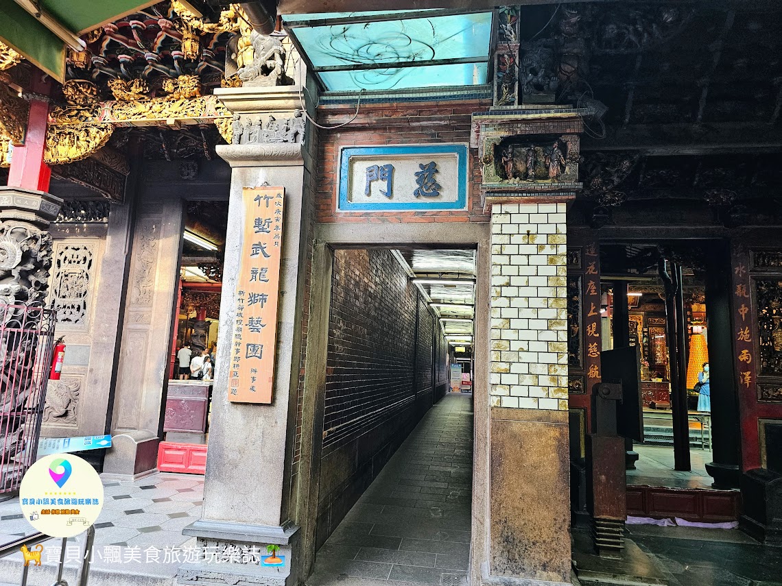 新竹城隍廟旁美食！在地人推薦王記蚵仔煎，香脆蚵仔煎與麵食Q彈。