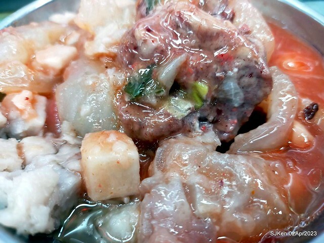 (新竹都城隍廟美食)「林家肉圓」---特色「芋頭肉圓」與「綜合貢丸湯」(Taro Meat ball , Pork and fish ball soup), Hsinchu, Apr 2, 2023, SJKen