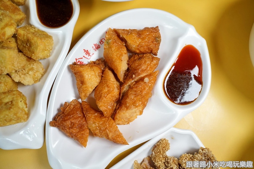 新竹金連滷肉飯|手工慢切熬製膠質滿滿肥瘦參半美味滷肉。在地傳統美食不忘創新新鮮感受!