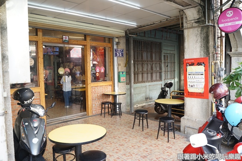 新竹金連滷肉飯|手工慢切熬製膠質滿滿肥瘦參半美味滷肉。在地傳統美食不忘創新新鮮感受!