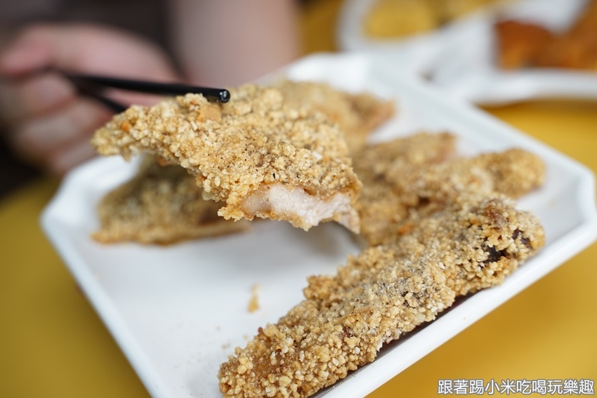 新竹金連滷肉飯|手工慢切熬製膠質滿滿肥瘦參半美味滷肉。在地傳統美食不忘創新新鮮感受!