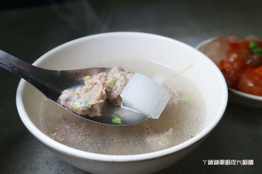 新竹肉圓推薦！竹蓮市場附近的竹蓮肉圓，魚羹有包蔥