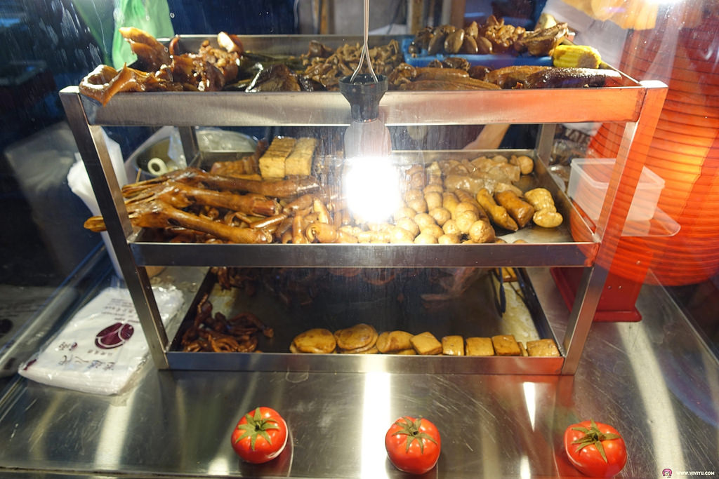 [新竹美食]新竹都城隍廟～城隍廟廟口美食懶人包．到訪必吃西大發、葉大粒粉圓冰．郭家潤餅道地美食