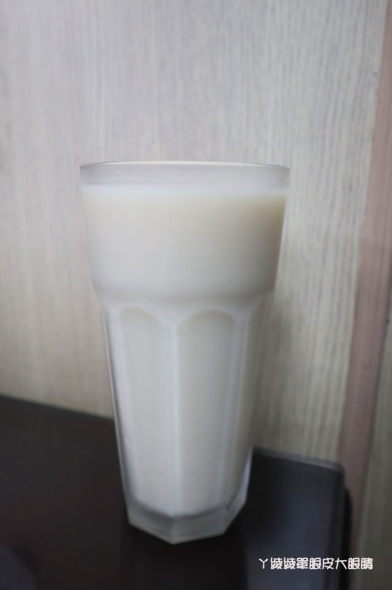 新竹阿婆早餐麵店，必點雙黃油條蛋餅！手工現擀現煎！大份量、高CP值的新竹早餐店