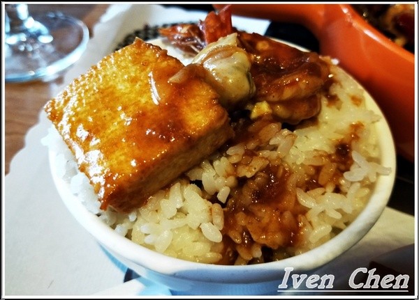 端陽邀月:《桃園聚會聚餐》茗茶小酌/聊天上網/吃貨上身的日子/約會聚餐皆宜的 『端陽邀月複合式餐廳-桃園店』