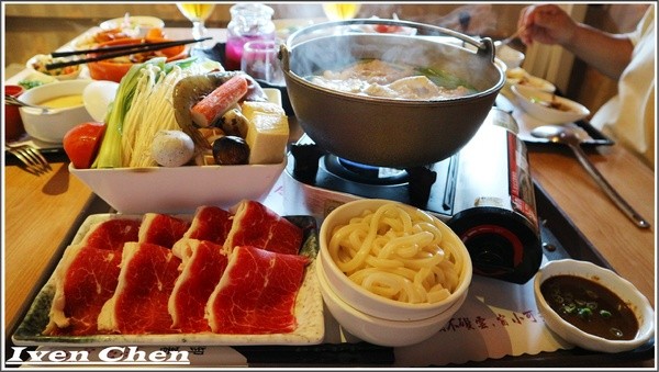 端陽邀月:《桃園聚會聚餐》茗茶小酌/聊天上網/吃貨上身的日子/約會聚餐皆宜的 『端陽邀月複合式餐廳-桃園店』