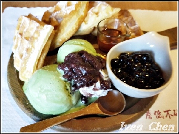 端陽邀月:《桃園聚會聚餐》茗茶小酌/聊天上網/吃貨上身的日子/約會聚餐皆宜的 『端陽邀月複合式餐廳-桃園店』