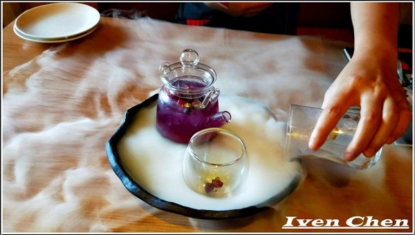 端陽邀月:《桃園聚會聚餐》茗茶小酌/聊天上網/吃貨上身的日子/約會聚餐皆宜的 『端陽邀月複合式餐廳-桃園店』