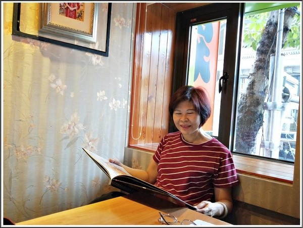 端陽邀月:《桃園聚會聚餐》茗茶小酌/聊天上網/吃貨上身的日子/約會聚餐皆宜的 『端陽邀月複合式餐廳-桃園店』