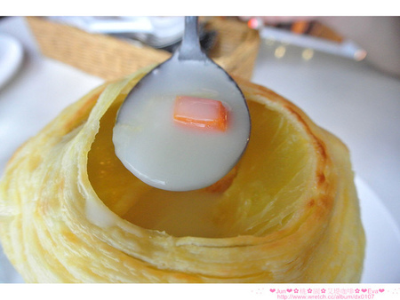 艾堤Cafe(桃園一店)：【食記】oO。o○桃園　桃園市區　艾堤Cafe(五訪以上)　義大利麵　蜜糖吐司　鬆餅　燉飯　酥皮濃湯　wifi　適合全家大小聚會的好地方！五訪以上，每次都在進步的店家~。oO。o○。　