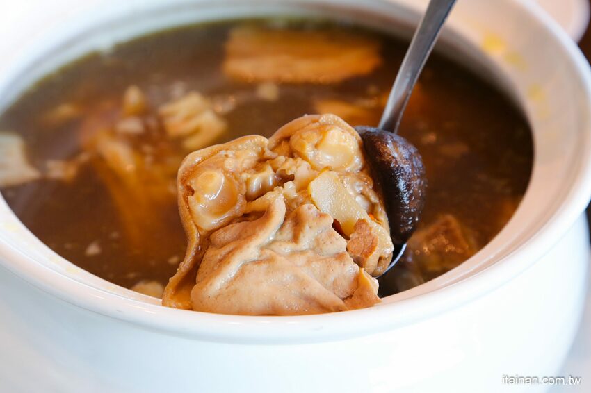 2021台南五星級飯店除夕圍爐年菜預訂「香格里拉台南遠東國際大飯店」推出招牌肉骨茶、佛跳牆!還有新春禮盒甜點伴手禮好體面! - 台南好Food遊