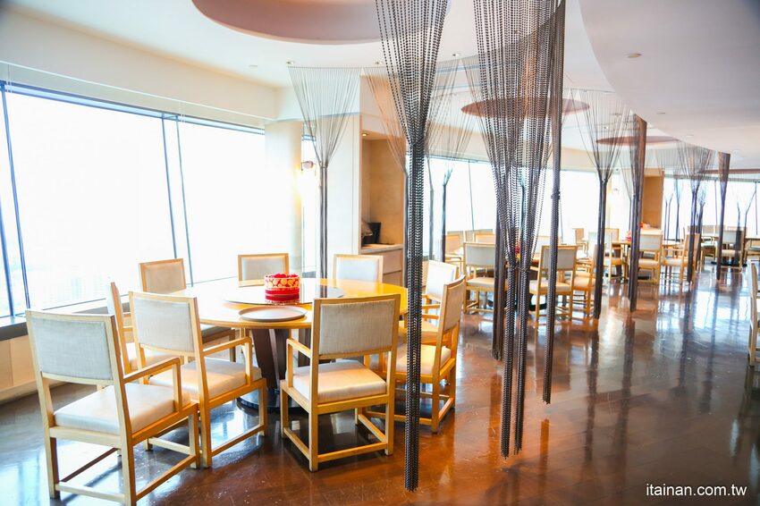 2021台南五星級飯店除夕圍爐年菜預訂「香格里拉台南遠東國際大飯店」推出招牌肉骨茶、佛跳牆!還有新春禮盒甜點伴手禮好體面! - 台南好Food遊