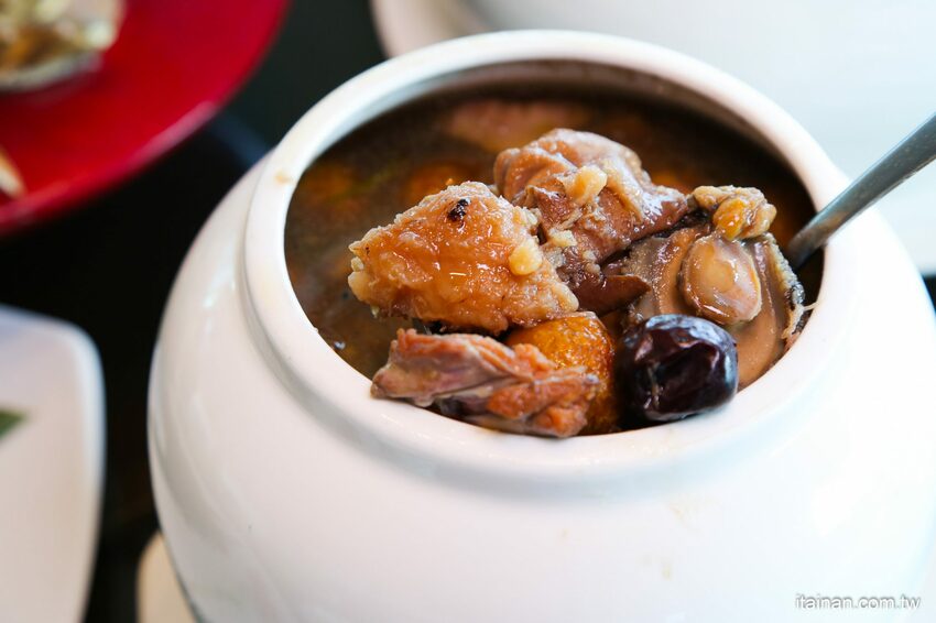 2021台南五星級飯店除夕圍爐年菜預訂「香格里拉台南遠東國際大飯店」推出招牌肉骨茶、佛跳牆!還有新春禮盒甜點伴手禮好體面! - 台南好Food遊