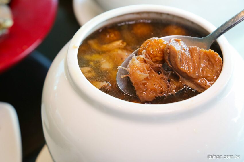 2021台南五星級飯店除夕圍爐年菜預訂「香格里拉台南遠東國際大飯店」推出招牌肉骨茶、佛跳牆!還有新春禮盒甜點伴手禮好體面! - 台南好Food遊