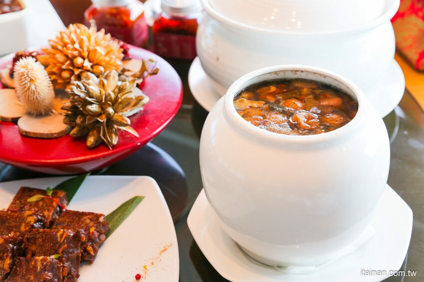 2021台南五星級飯店除夕圍爐年菜預訂「香格里拉台南遠東國際大飯店」推出招牌肉骨茶、佛跳牆!還有新春禮盒甜點伴手禮好體面! - 台南好Food遊