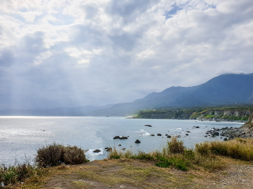 source: imgur.com 台東景點||都蘭鼻-東河私房景點,阿美族人的聖地||東河鄉