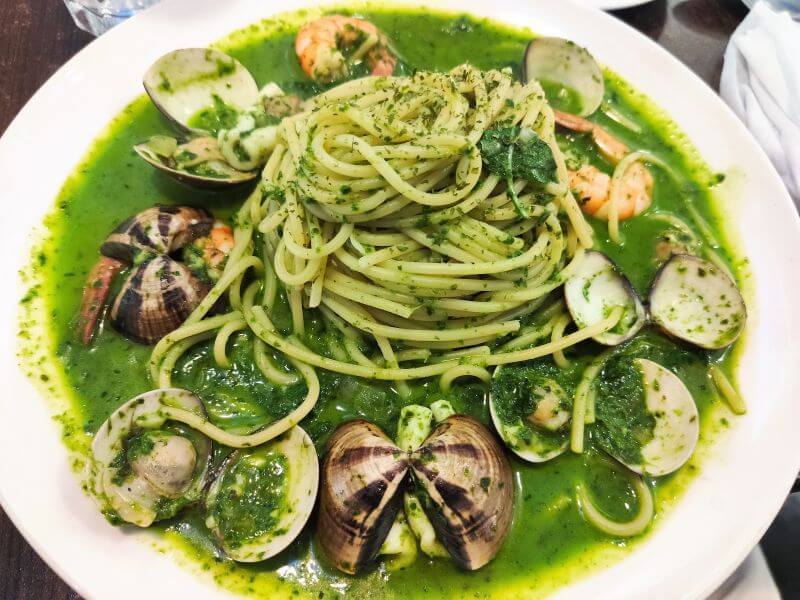 香草蛋糕舖 羅勒奶油海鮮義大利麵