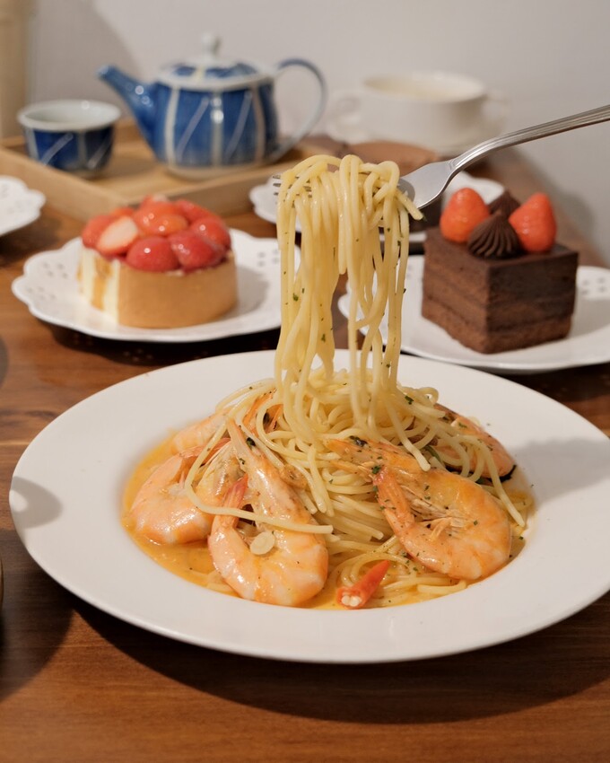 【桃園美食推薦】香草蛋糕舖民族總店～ 桃園最好吃蛋糕店！平價義大利麵、燉飯、蛋糕、飲品超豐富～桃園平價下午茶、桃園火車站美食