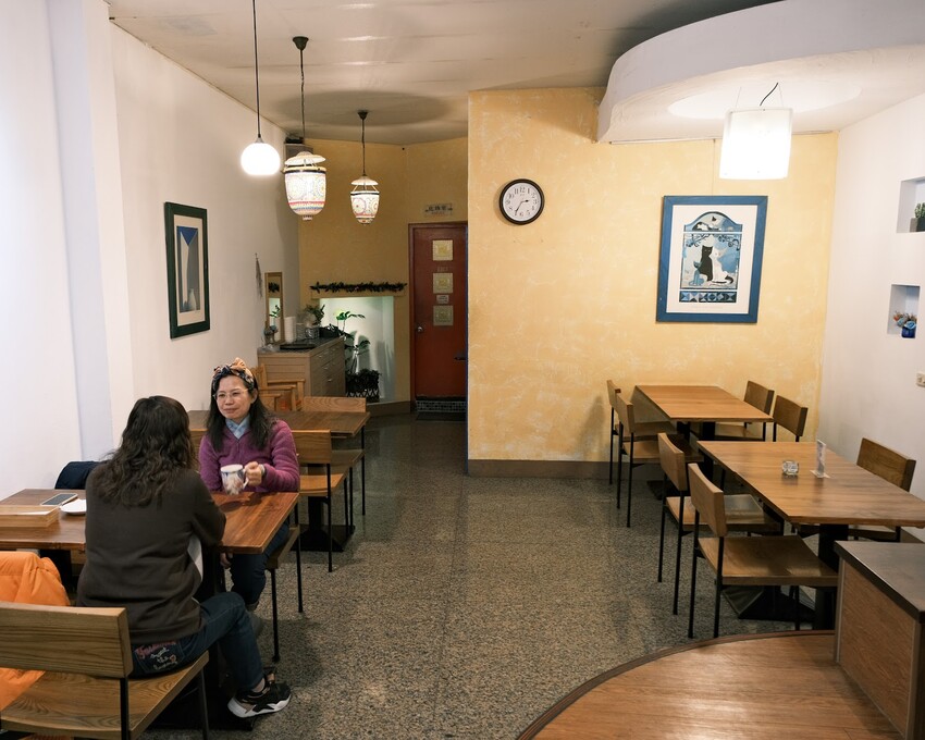 【桃園美食推薦】香草蛋糕舖民族總店～ 桃園最好吃蛋糕店！平價義大利麵、燉飯、蛋糕、飲品超豐富～桃園平價下午茶、桃園火車站美食