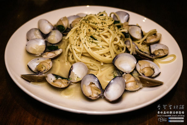 香草蛋糕舖|桃園市桃園區優質甜點蛋糕店；甜點深得人心，地中海風格且有舒適用餐空間。